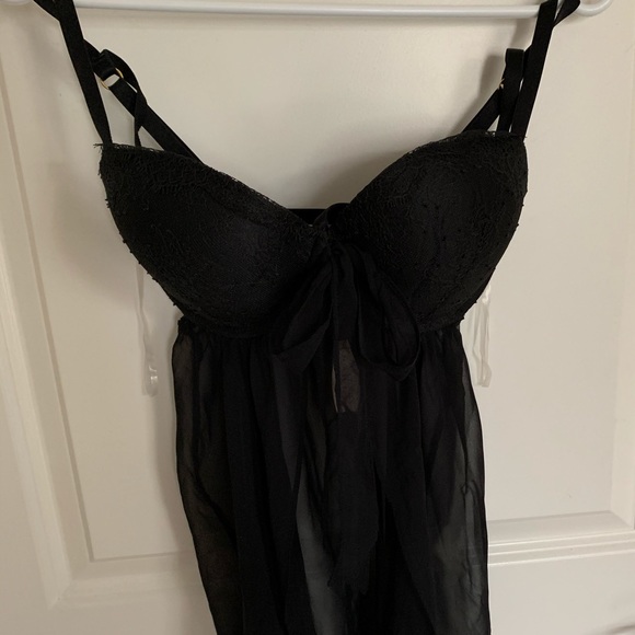 2 Piece Victoria Secret Set - Picture 2 of 5